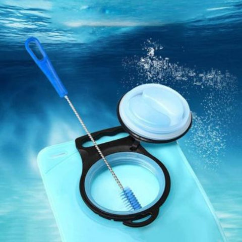 brosses CleanFlowBluenettoyage du sac hydratation