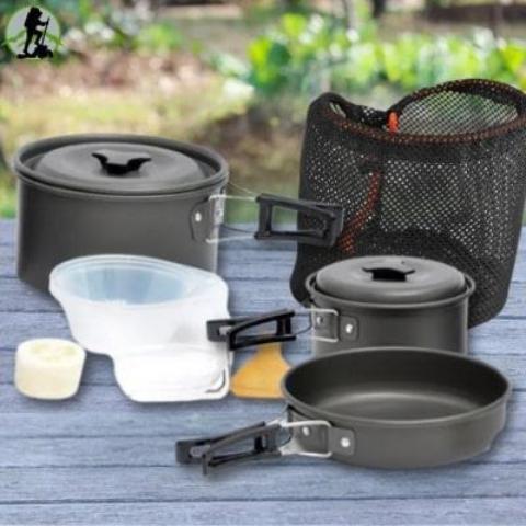 casserole_camping_Cuistot_Nomade-_2-3_Personnes-ENSMBLE_DE_CASSEROLES